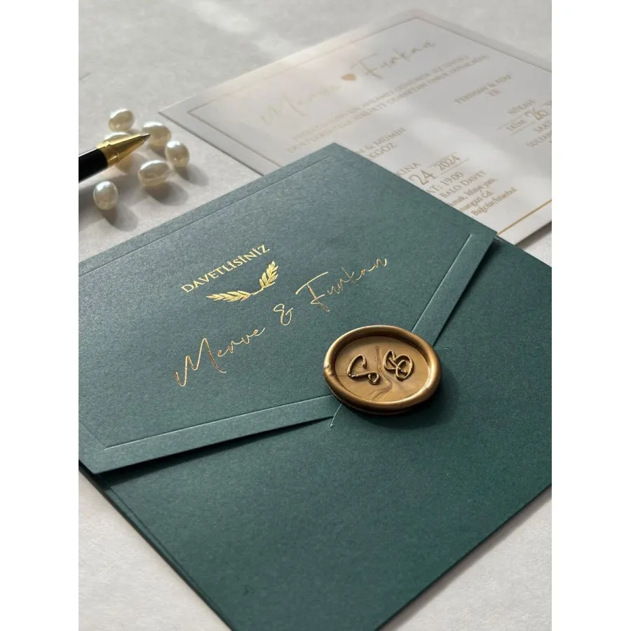 Kapaklı Yeşil Zarf Gold Yaldızlı Mühürlü Davetiye -418